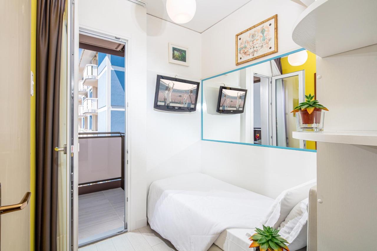 Hotel Alexander 3*