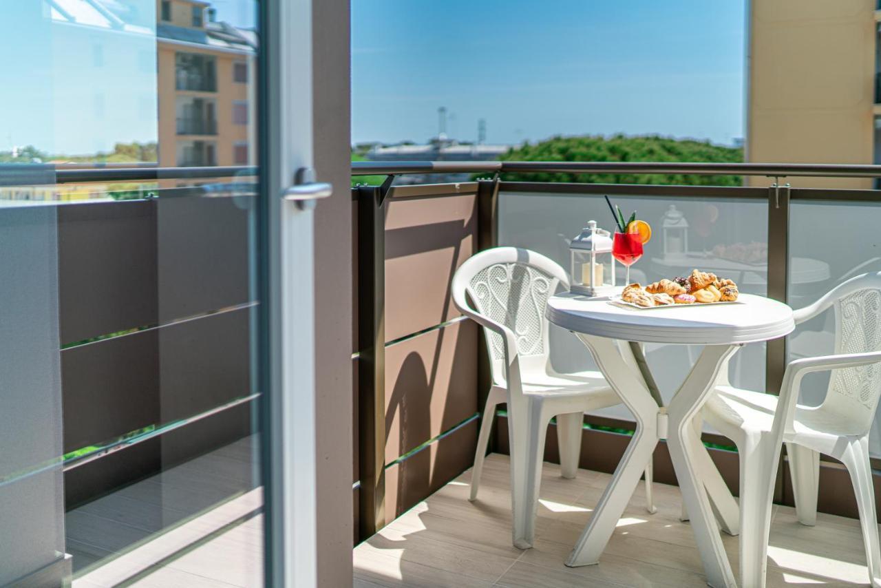 Alexander Hotel 3*