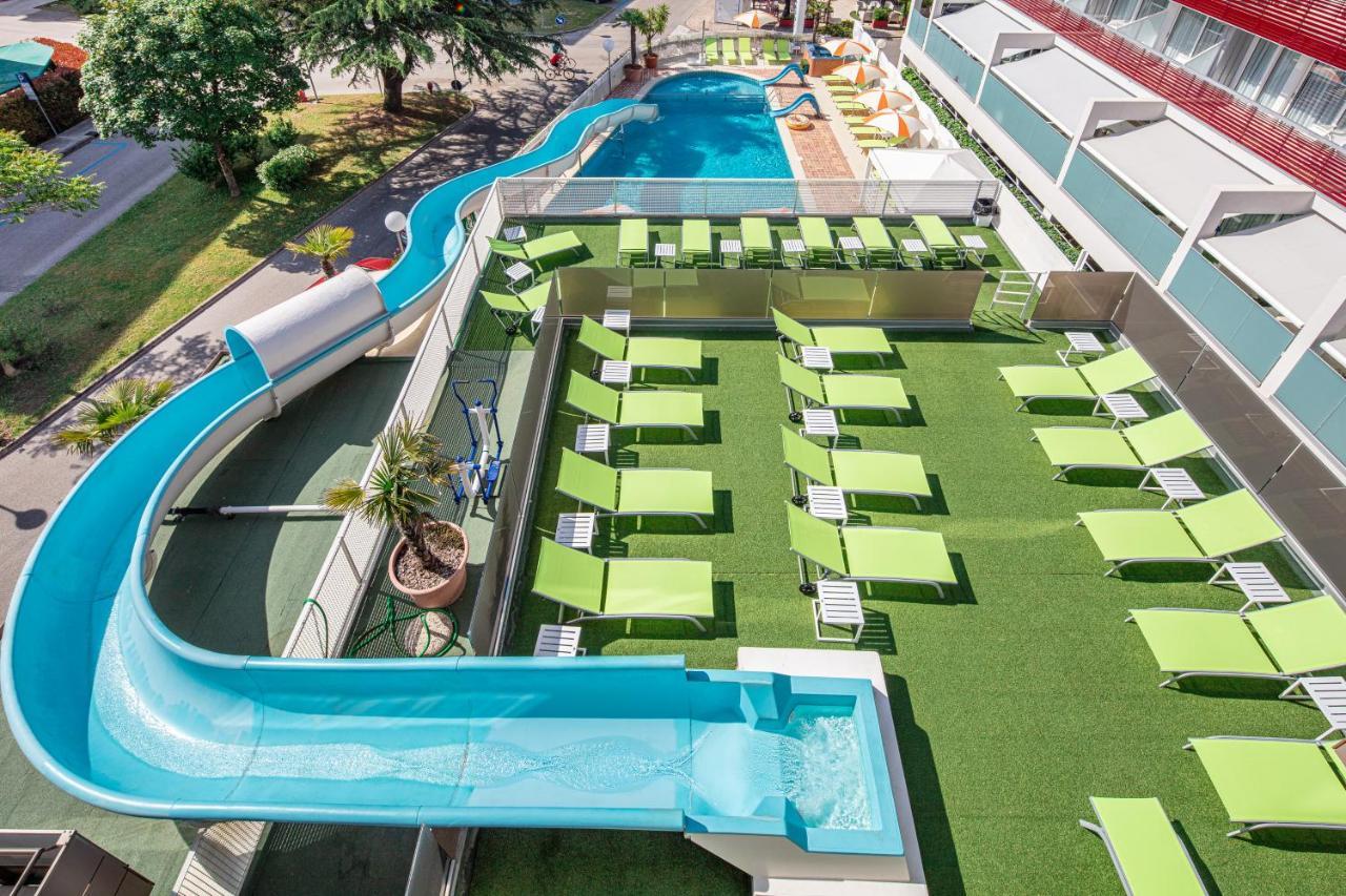 Alexander Hotel 3*